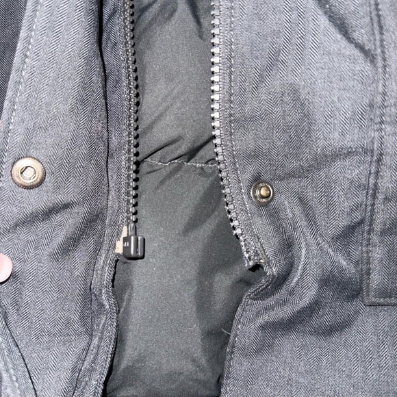 The North Face • Goose Down Hooded Parka Coat - Picture 6 of 16